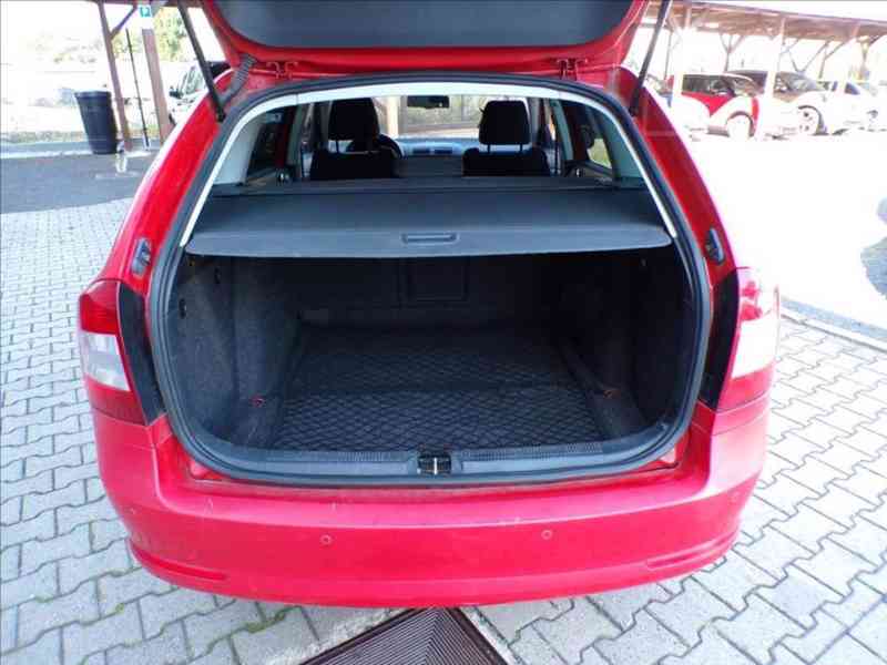 Škoda Octavia 1,6 TDI DSG - foto 11