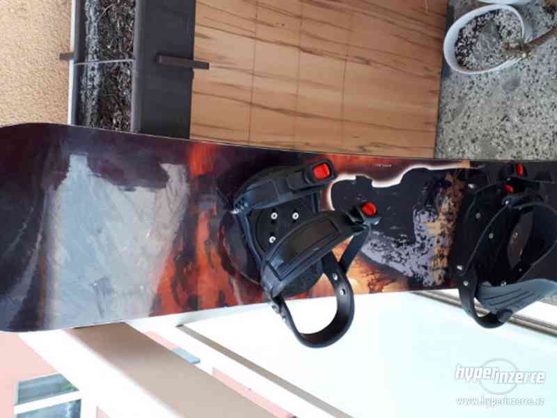 Prodám snowboard zn. STUF Mystery i s vázáním, délka 145 cm - foto 1