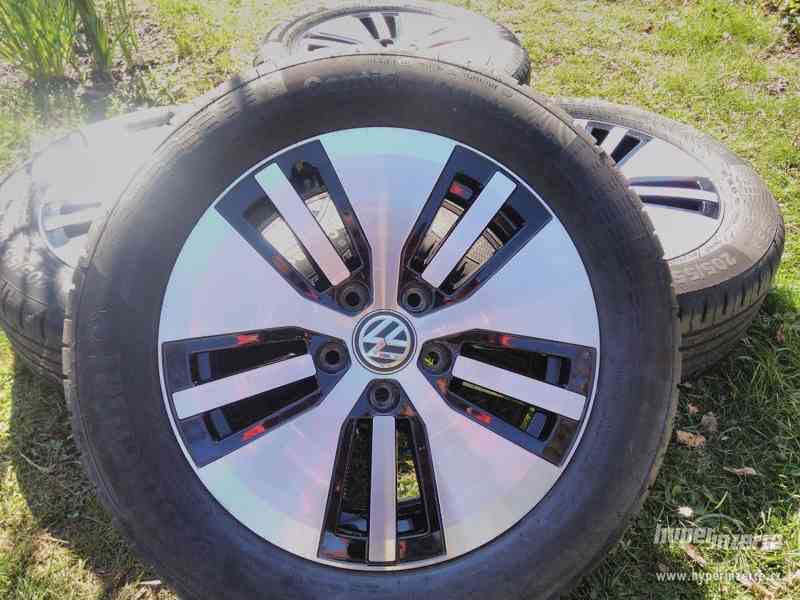 Letní sada alu kol Volkswagen Golf 7 Astana R16 Continental
