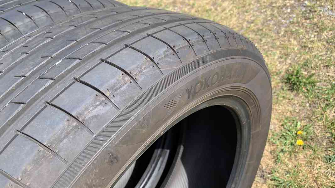 Yokohama Advan V61H 225/55 R18 98H - foto 3