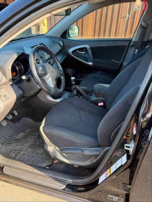 Toyota RAV4 2,2   130kw - foto 10