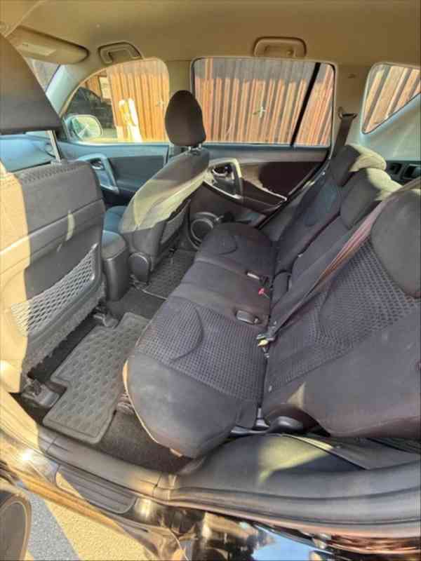 Toyota RAV4 2,2   130kw - foto 7