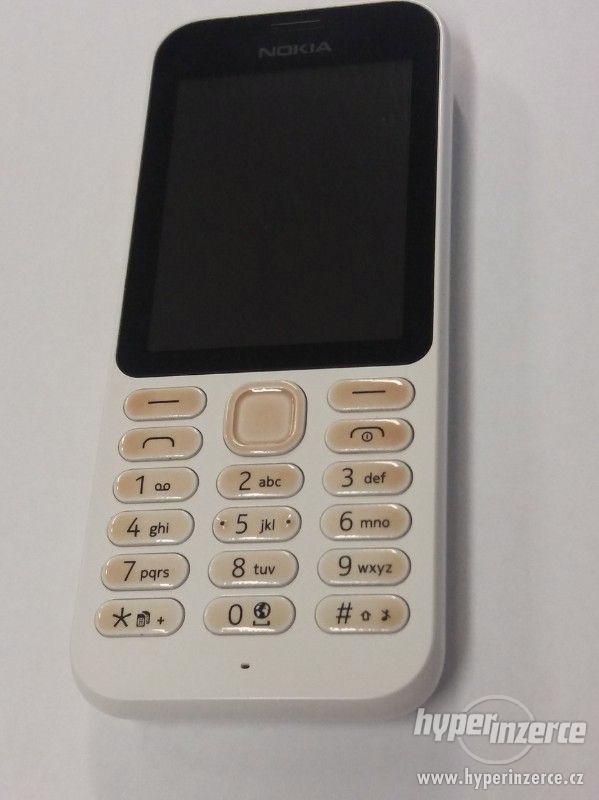 Nokia 222 bílá (V18040033) - foto 1
