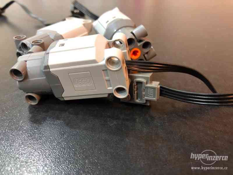 Prodám LEGO Power Functions 88003 L-Motor - foto 1