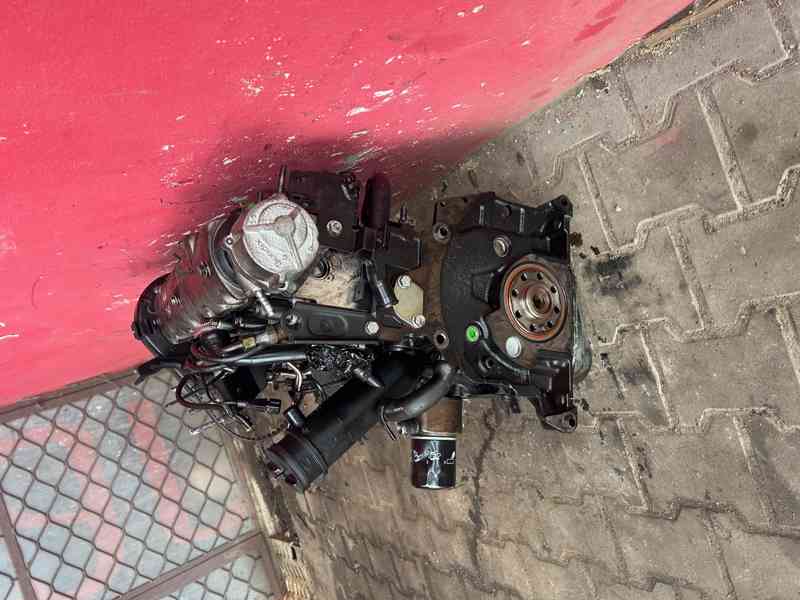 Motor 1,9TD 66KW DHY - DHX Peugeot Citroen prodám - foto 3