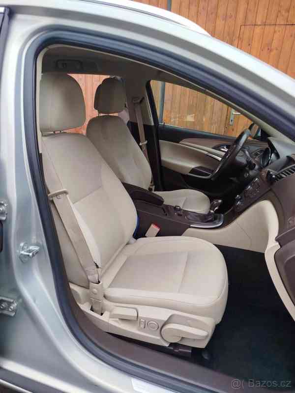 Opel Insignia 2,0 - foto 3