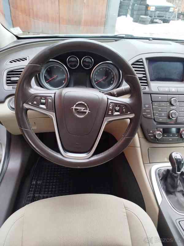 Opel Insignia 2,0 - foto 12