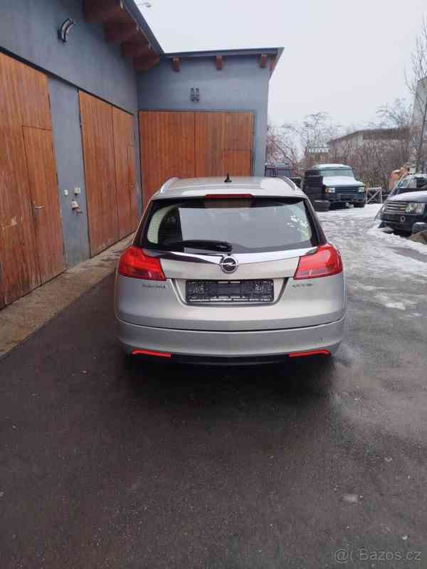 Opel Insignia 2,0 - foto 5