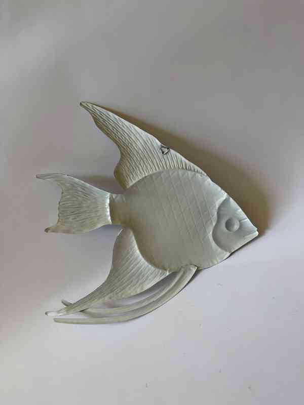 Skalára ryba - kovová nástěnná dekorace - foto 2