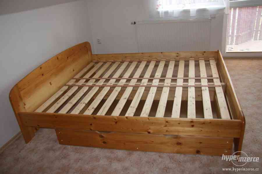 Dvoulůžková postel - foto 1