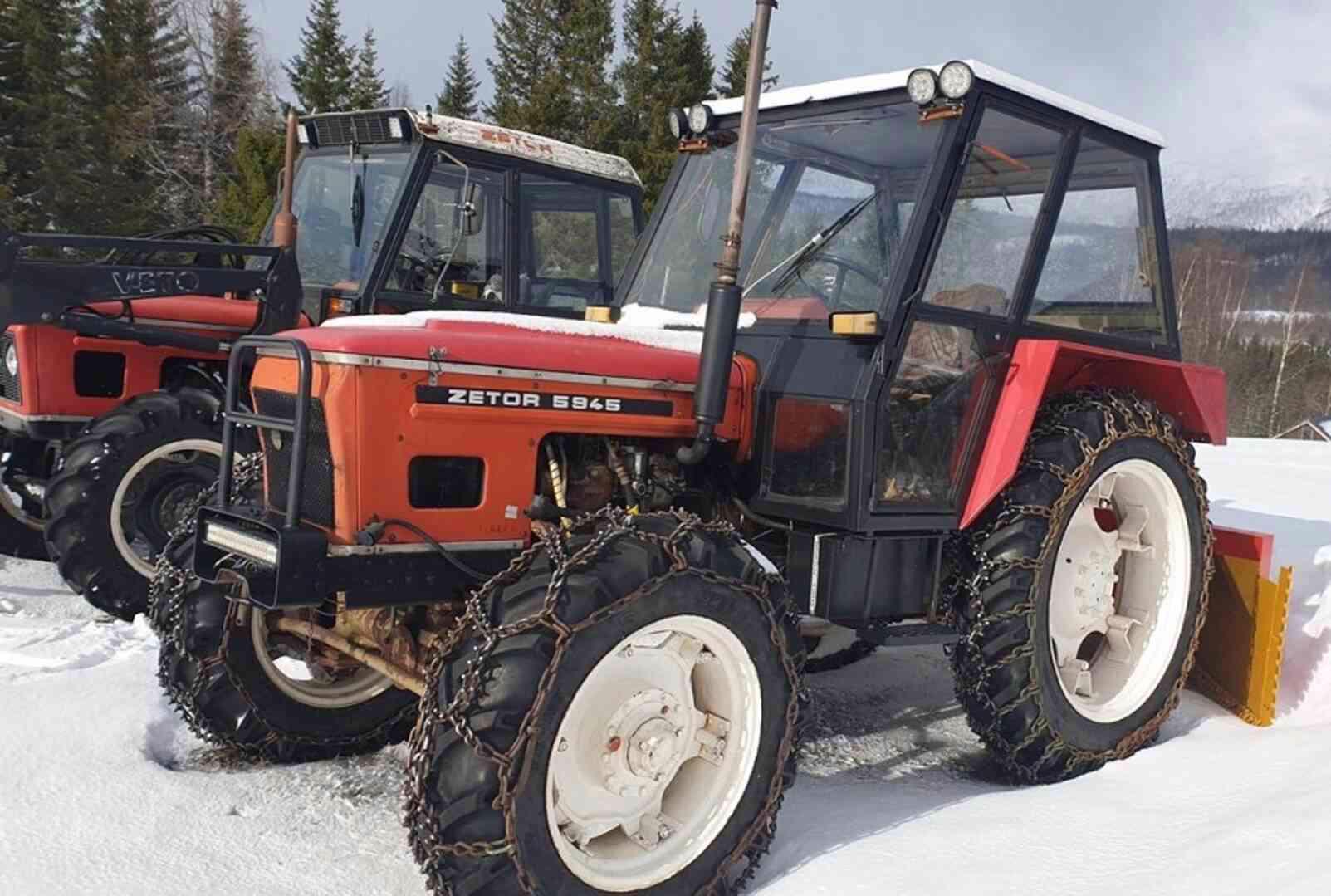 Zetor 5945 - foto 1