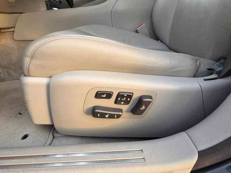 Lexus LS 460 V8 - foto 7