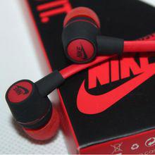 Sportovní sluchátka značky Nike - foto 1