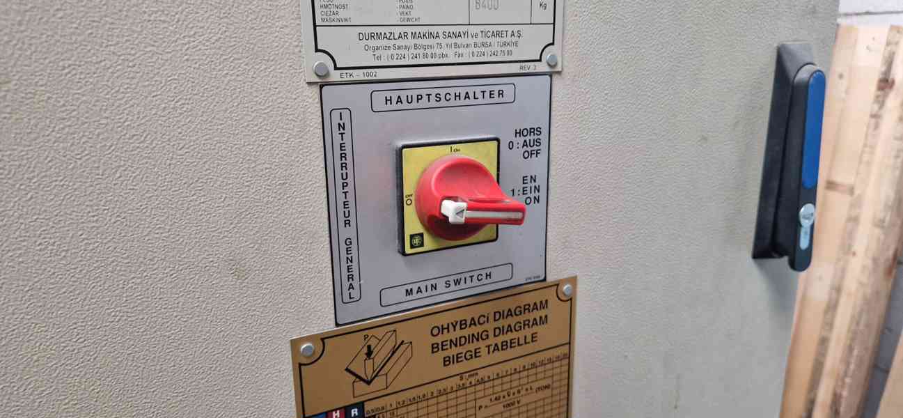 Použitý ohraňovací lis DURMA CNC HAP 30120, r. v. 2004 - foto 7