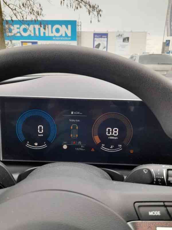 Hyundai Tucson 1,6   Podej auta - foto 4