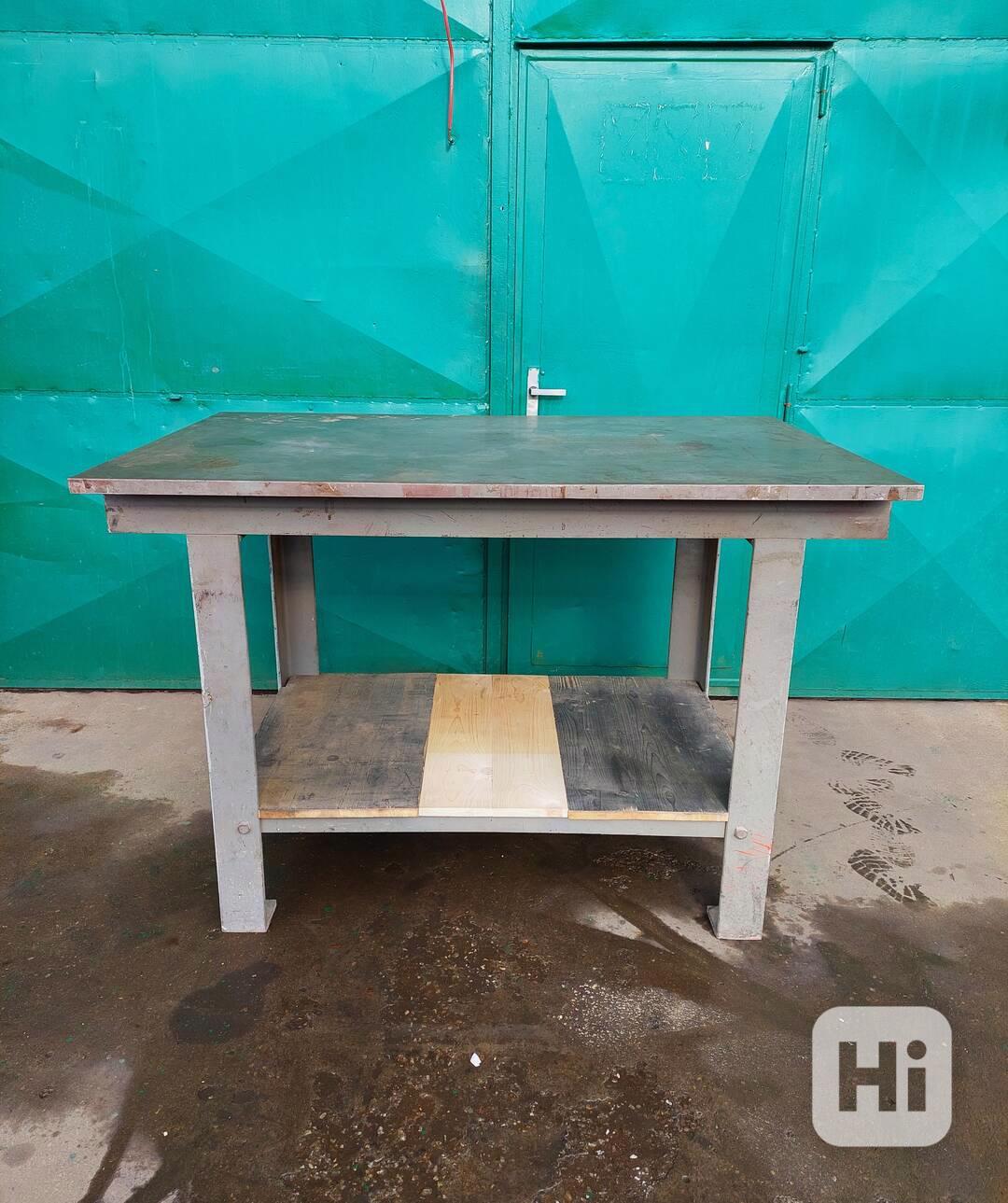 Pracovní dílenský stůl se železnou deskou  - foto 1