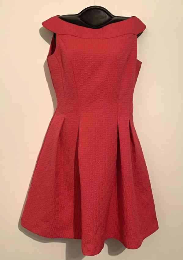 Červené šaty orsay - foto 1