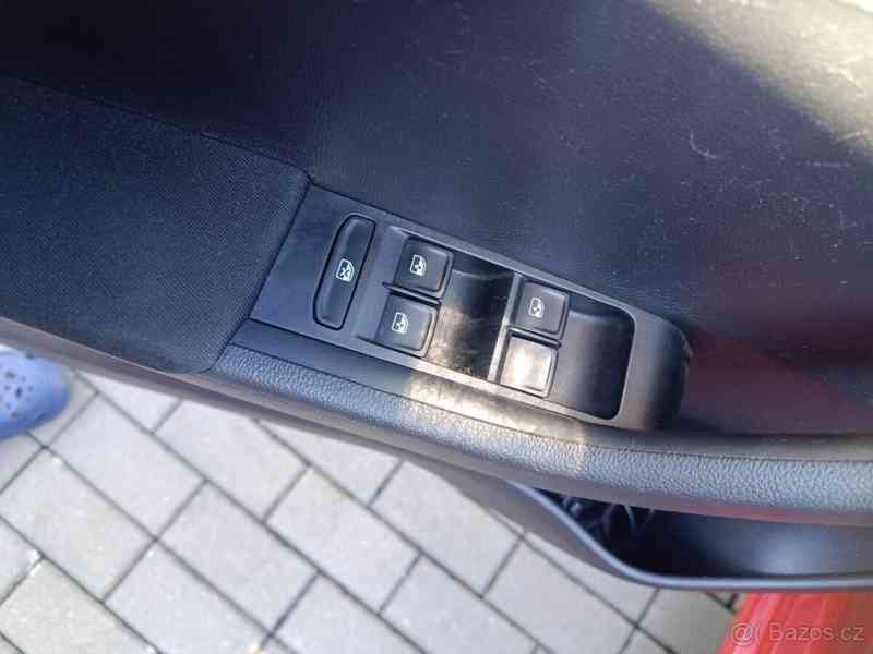 Škoda Fabia 1,2   TSI, výbava Style - foto 9