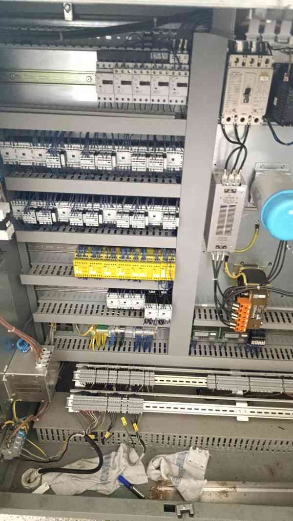 Použité obráběcí centrum DECKEL MAHO DMU 60T/E, r. v. 2005 - foto 9