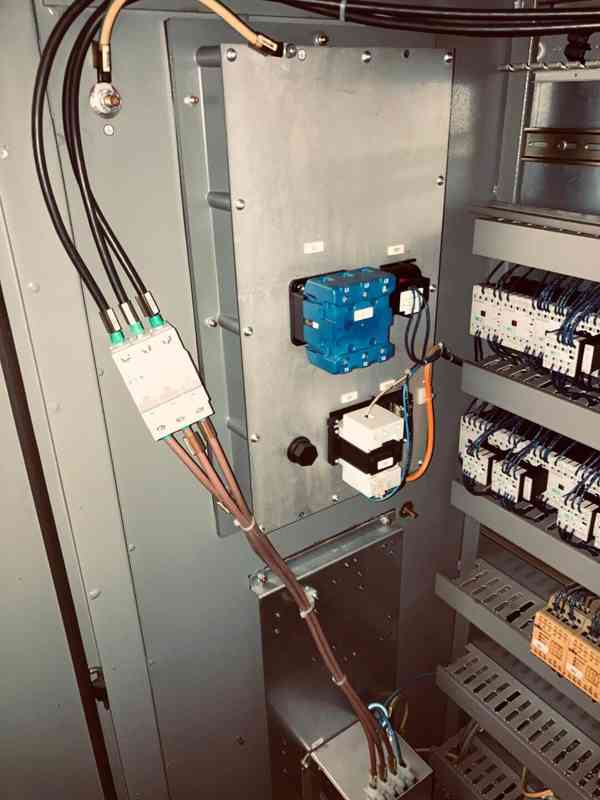 Použité obráběcí centrum DECKEL MAHO DMU 60T/E, r. v. 2005 - foto 11