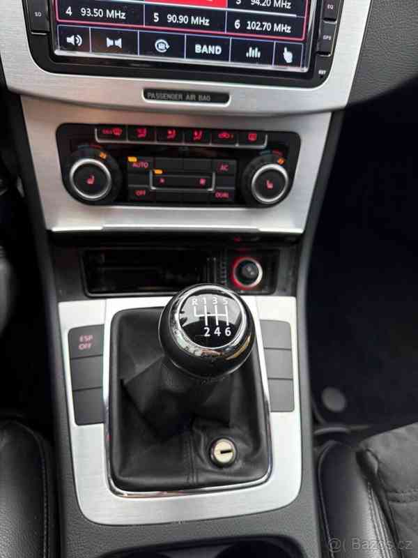 Volkswagen Passat 2,0 TDI, 125 kW, Commonrail - foto 17