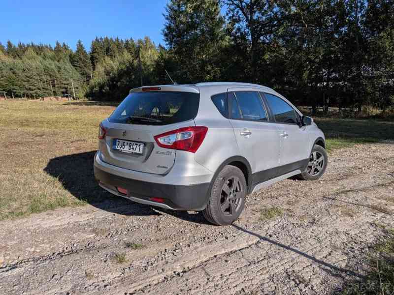 Suzuki SX4 1,6   S-Cross 4x4 - foto 4