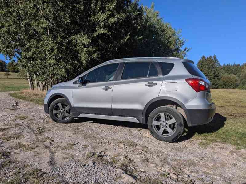 Suzuki SX4 1,6   S-Cross 4x4 - foto 5