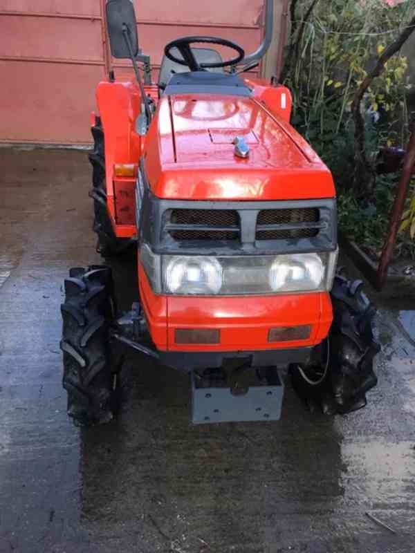 Traktor Kubota 24 Koní - Bazar - Hyperinzerce.cz