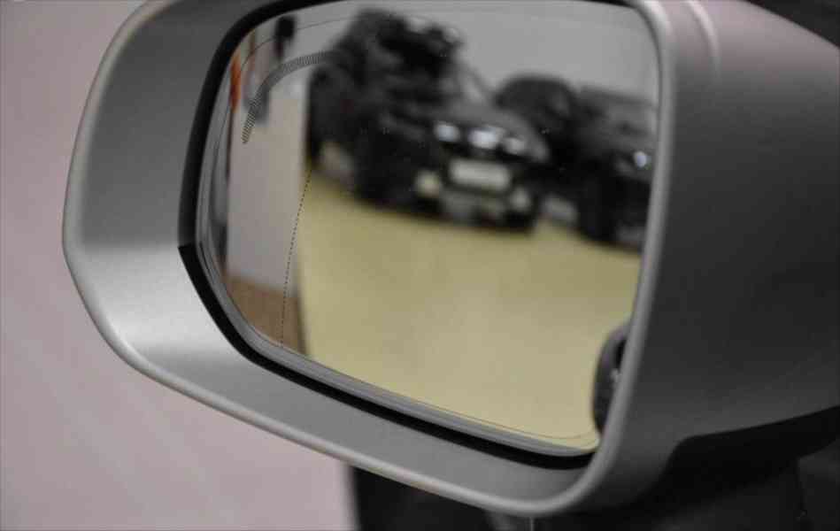Volvo XC90 R-Design AWD Vzduch Bowers & W - foto 12