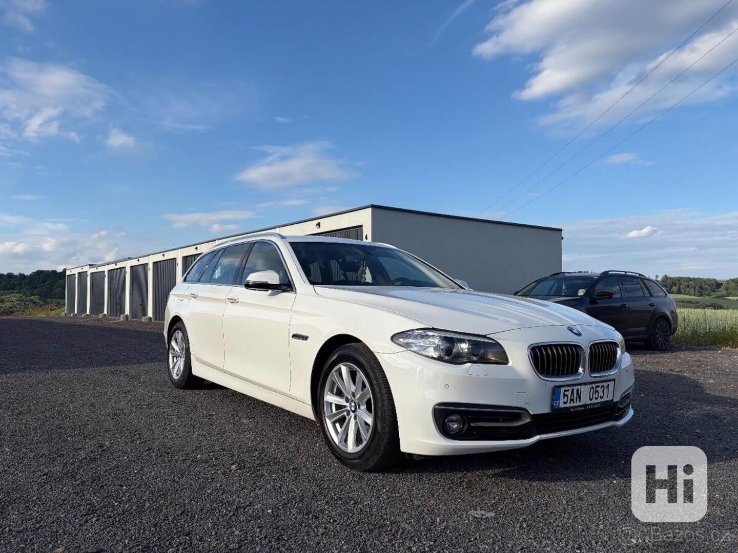 BMW Řada 5 2,0   xDrive Touring 140 kW - foto 1