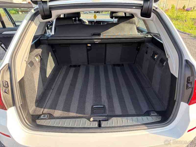 BMW Řada 5 2,0   xDrive Touring 140 kW - foto 7