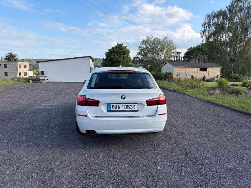 BMW Řada 5 2,0   xDrive Touring 140 kW - foto 4