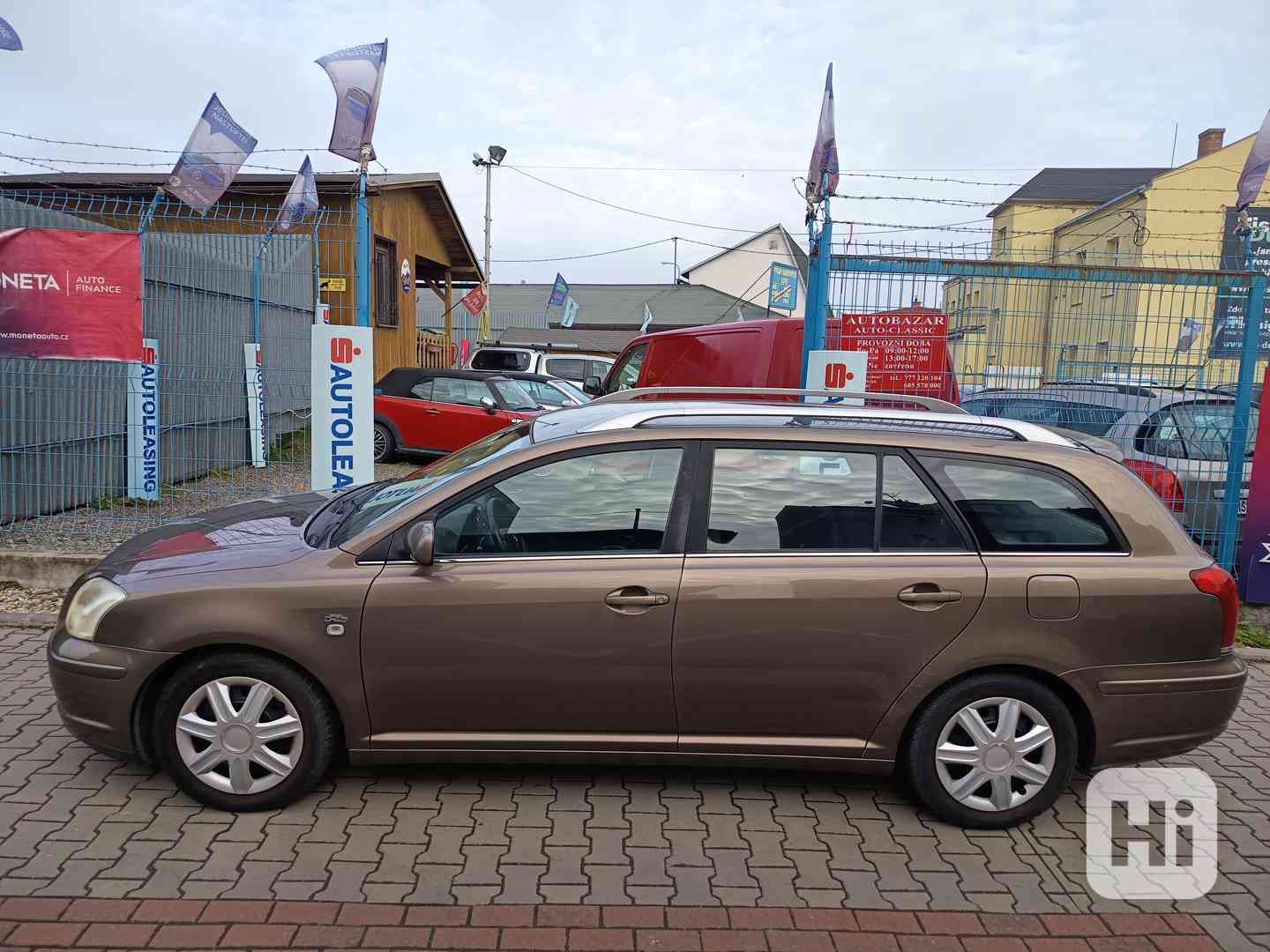 Toyota Avensis combi 2,0D-4D Comfort ČR  - foto 1
