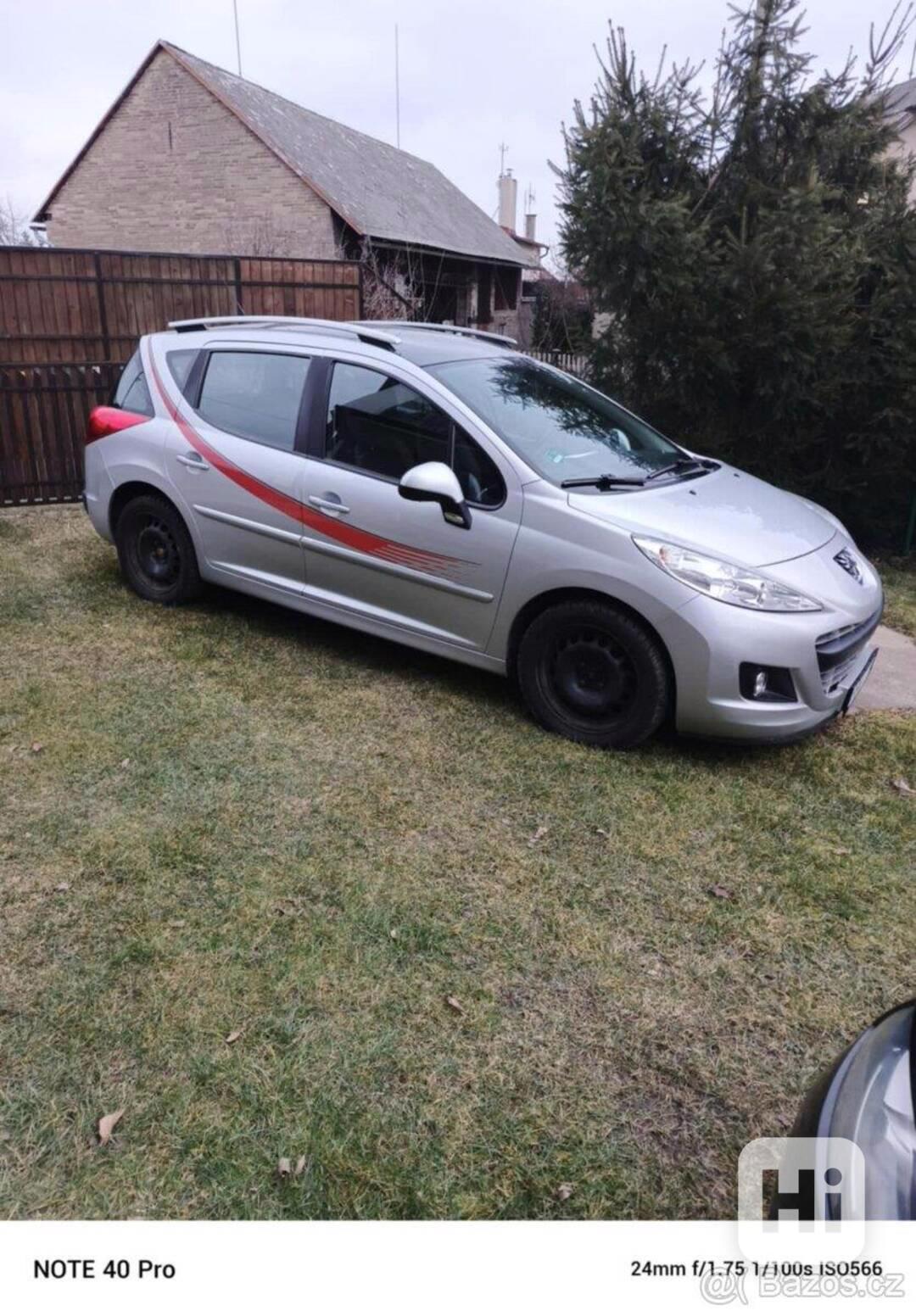 Peugeot 207 1,4 - foto 1