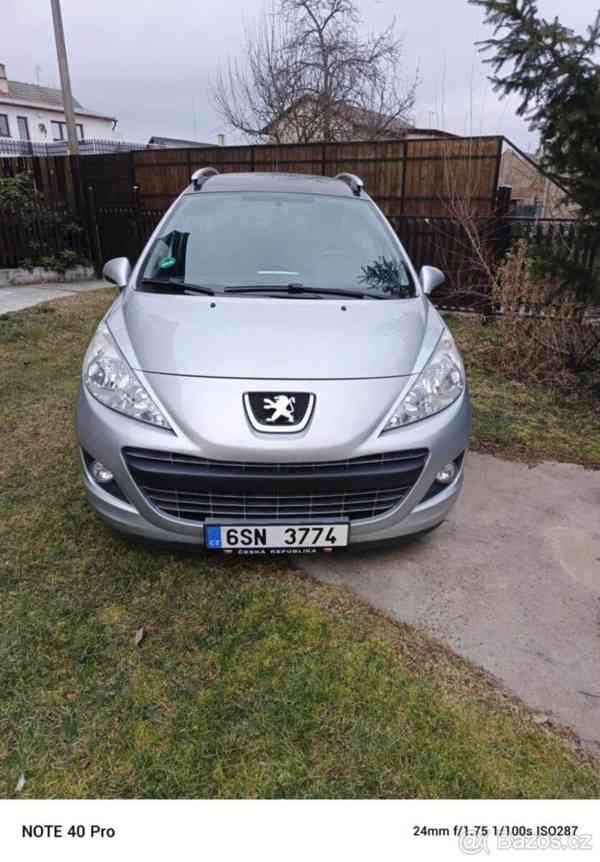 Peugeot 207 1,4 - foto 8