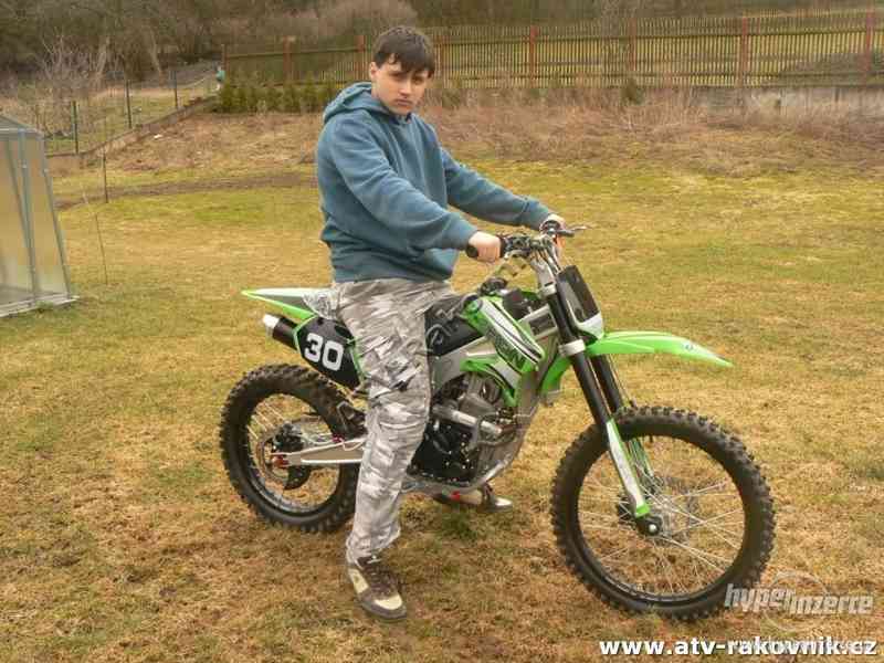 SUPER Dirtbike Apollo 250cc AGB-30 - vodník, 14,5 kW - foto 1
