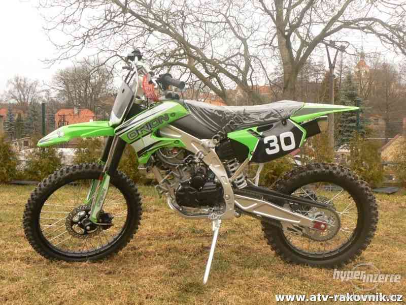 SUPER Dirtbike Apollo 250cc AGB-30 - vodník, 14,5 kW - foto 3