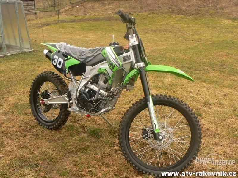 SUPER Dirtbike Apollo 250cc AGB-30 - vodník, 14,5 kW - foto 7