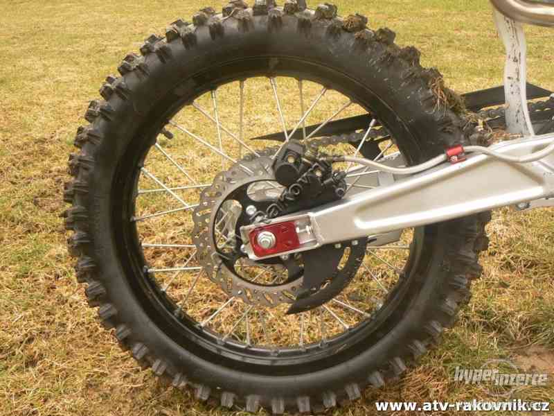 SUPER Dirtbike Apollo 250cc AGB-30 - vodník, 14,5 kW - foto 9