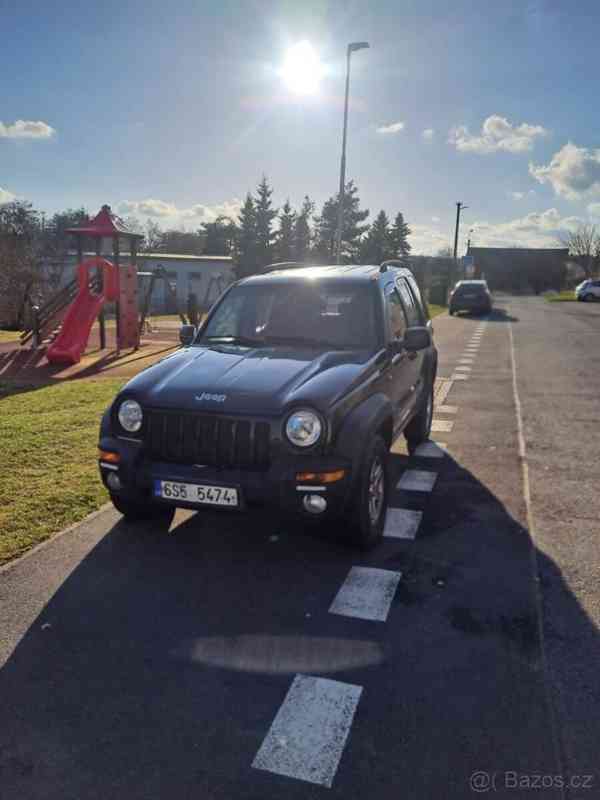 Jeep Cherokee 2,8 - foto 2