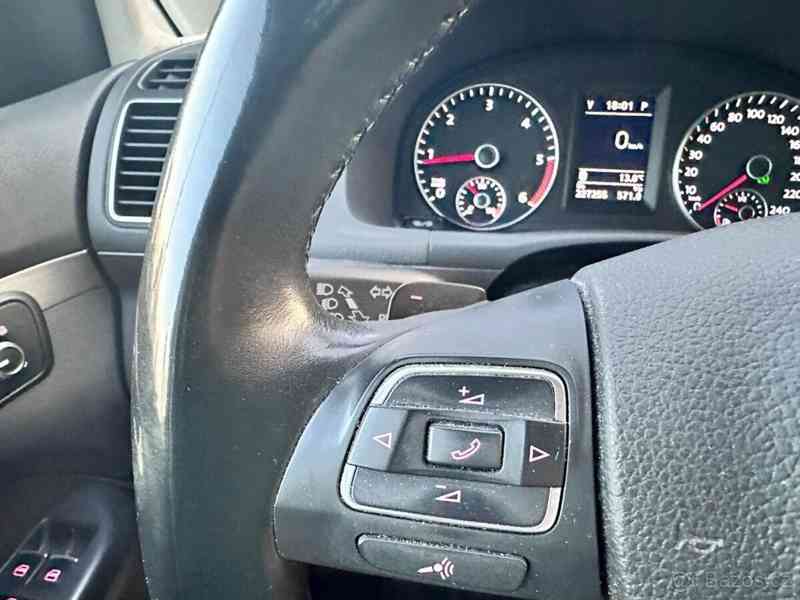 Volkswagen Touran 2,0   Cross, 125 kW, DSG, 7 míst - foto 18