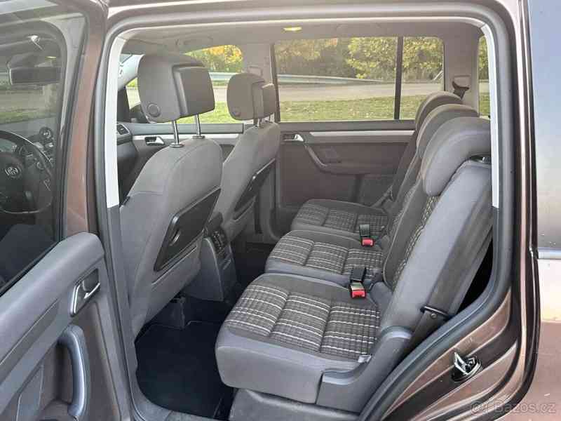 Volkswagen Touran 2,0   Cross, 125 kW, DSG, 7 míst - foto 12