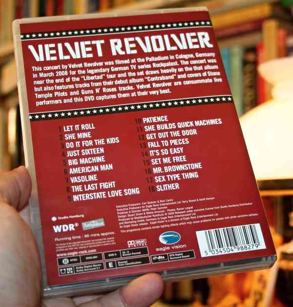 DVD ... VELVET REVOLVER - LET IT ROLL - live, levně !!! - foto 2