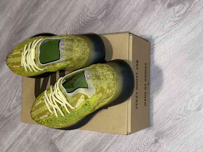 Adidas yeezy 380 hylte - foto 2