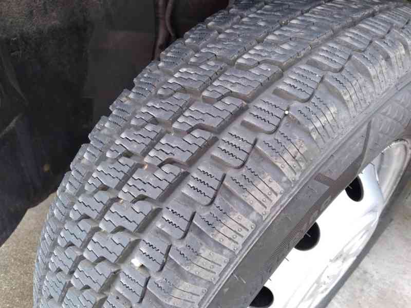 PEUGEOT BOXER 2.0 HDI L4H2 7 MÍST 120kW - foto 33