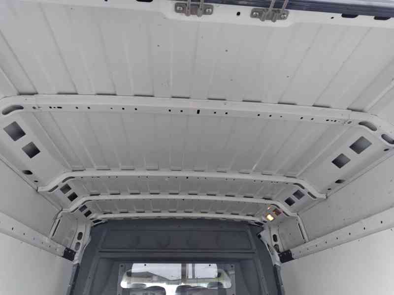 PEUGEOT BOXER 2.0 HDI L4H2 7 MÍST 120kW - foto 14