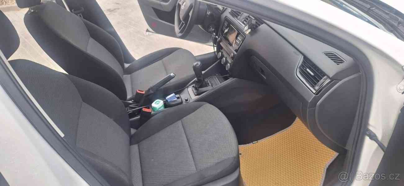 Škoda Octavia 1,6   TDI - foto 3