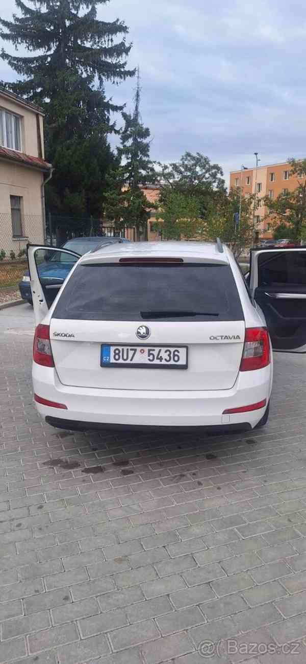 Škoda Octavia 1,6   TDI - foto 10