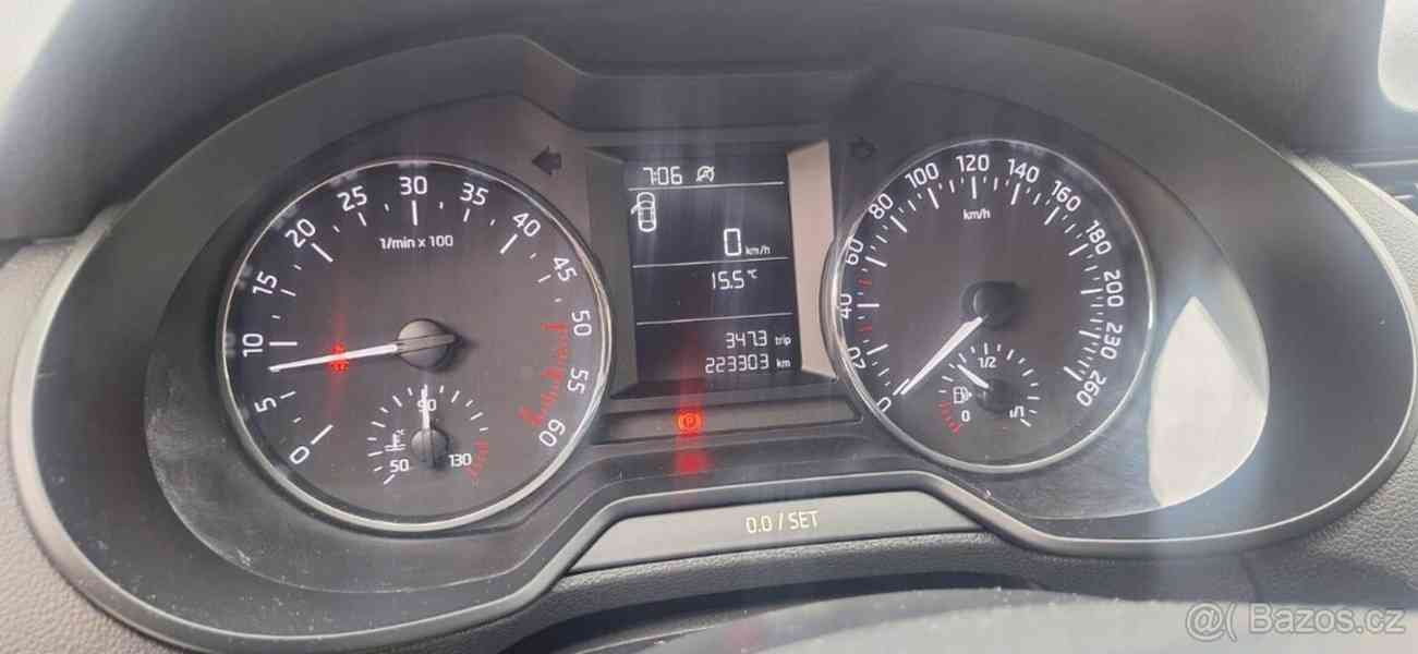 Škoda Octavia 1,6   TDI - foto 5