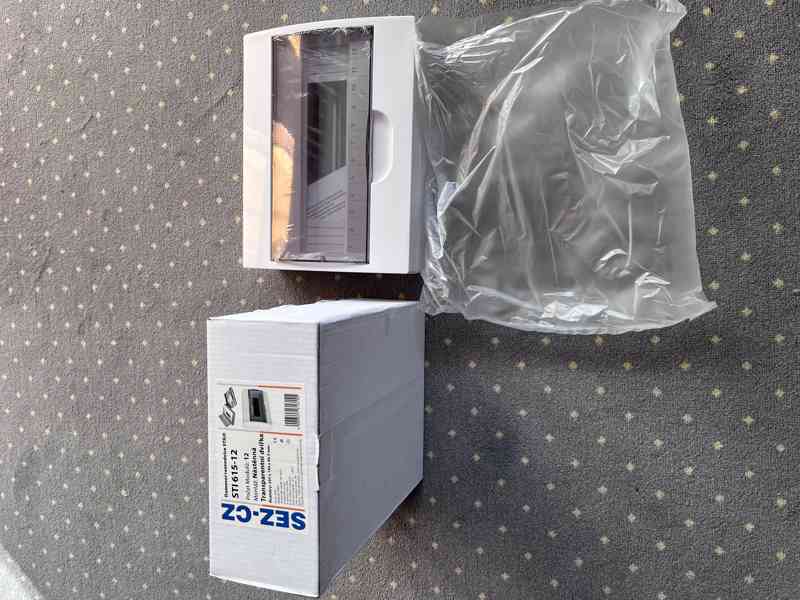 Elektroinstalační materiál